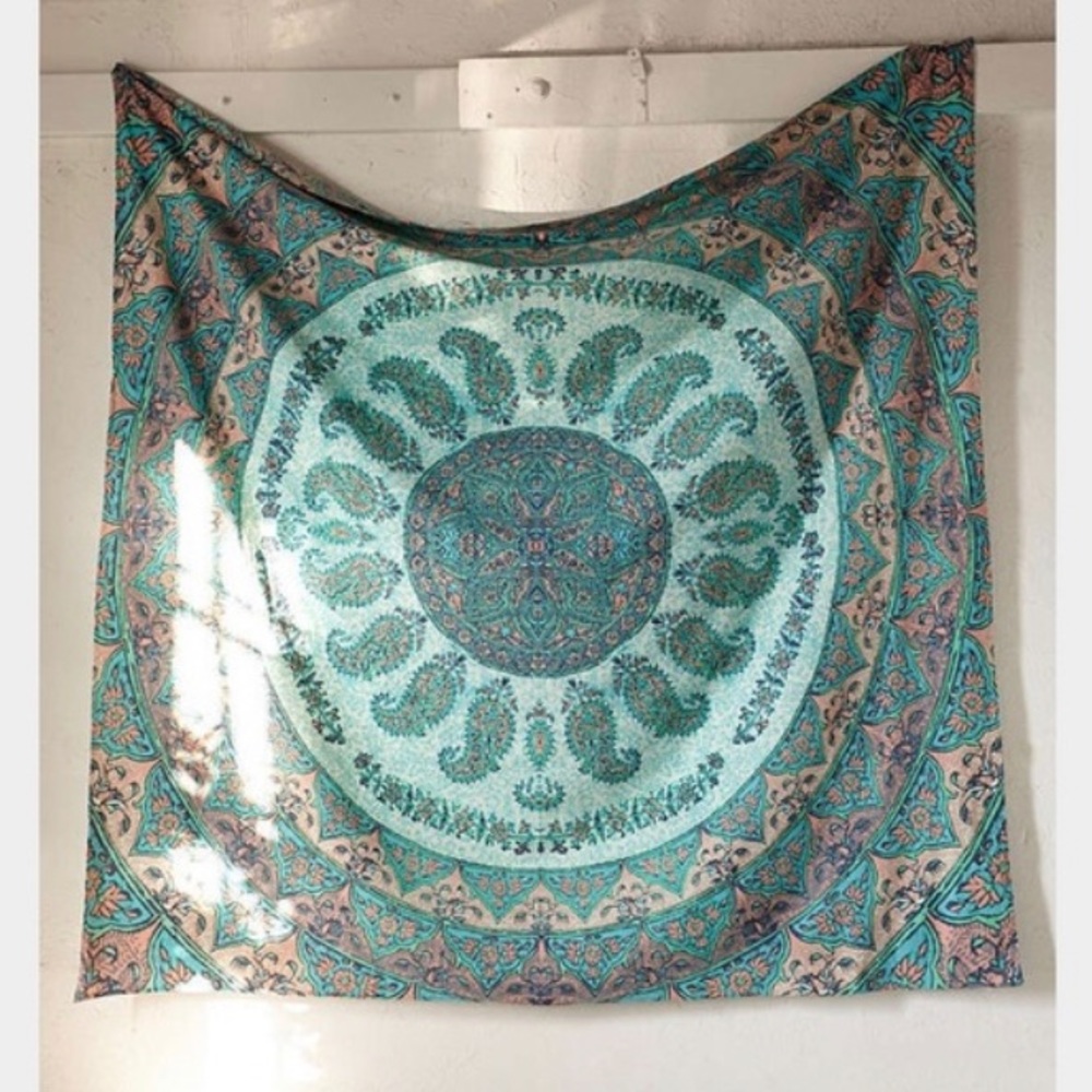 URBAN OUTFITTERS Tapestry